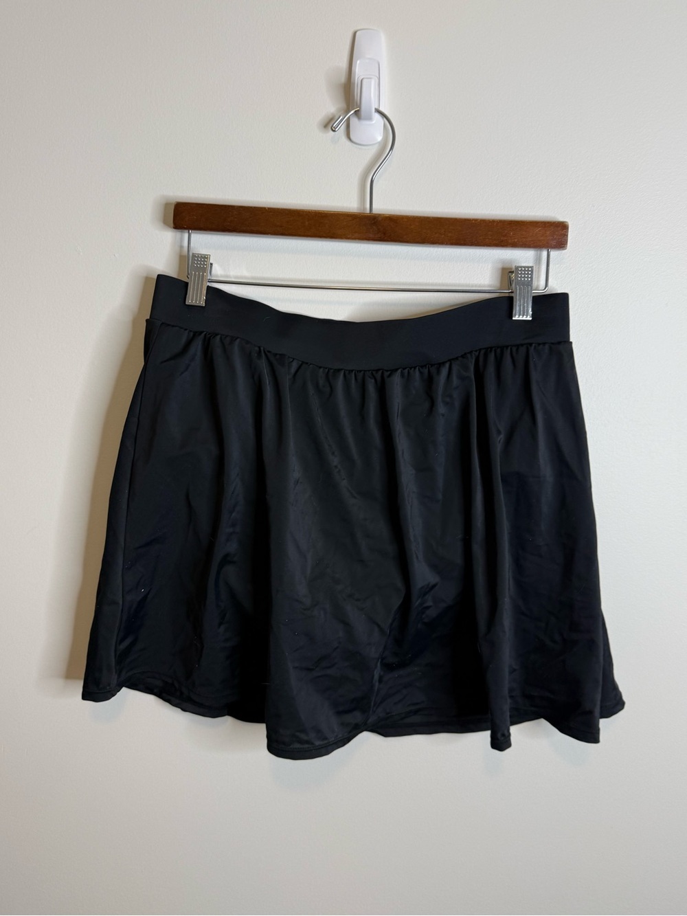 TRIMSHAPER  Black Elastic Waist Swim Skirt Size 16W